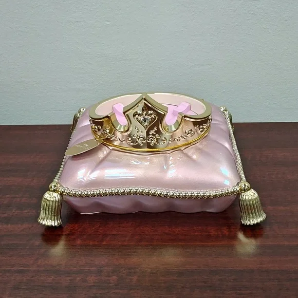 Bath & Body Works Disney Princess AURORA 3-Wick Pillow & Crown Candle Holder - Picture 2 of 6